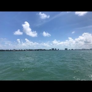 Meet your Posher, Lina